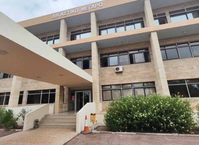 ΔΙΚΑ ΛΑΡΝΑΚΑΣ