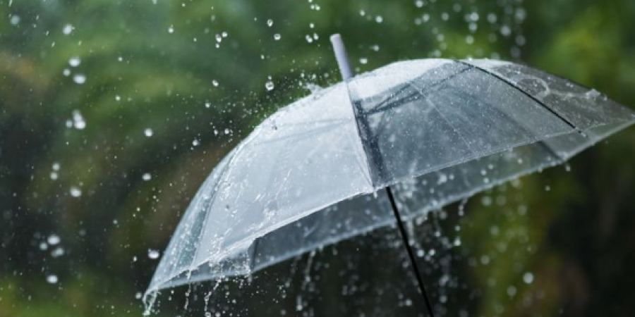 Βροχερός και σήμερα ο καιρός με καταιγίδες και χιόνια