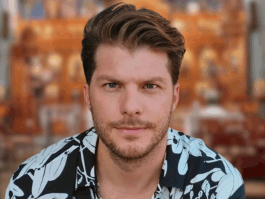 11-loukas-Giorkas-gamos-video