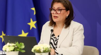 12032026_YpPaideiasParousiasi-2