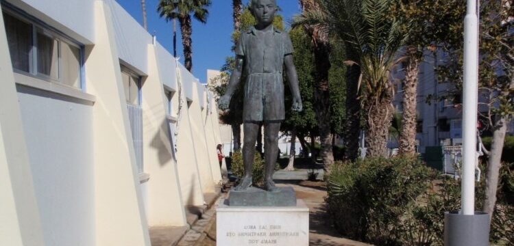 2_p19g3mfcal16mi1qd81a83eev1fbi6-1