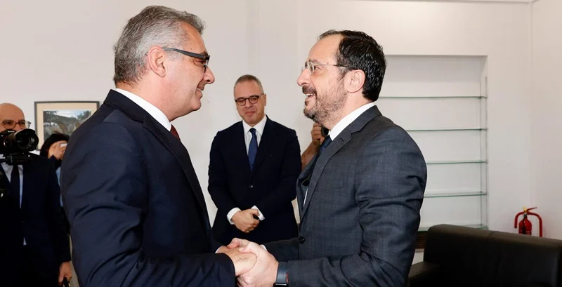 «Δηλώσεις εκτός των ορίων της λογικής»: Αιχμές Έρχιουρμαν για Χριστοδουλίδη