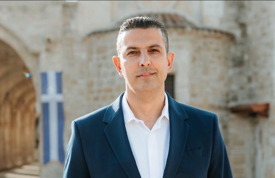 Μιχάλης Πεκρής: Να ανασταλούν άμεσα οι ευθανασίες σε εμβολιασμένες φάρμες