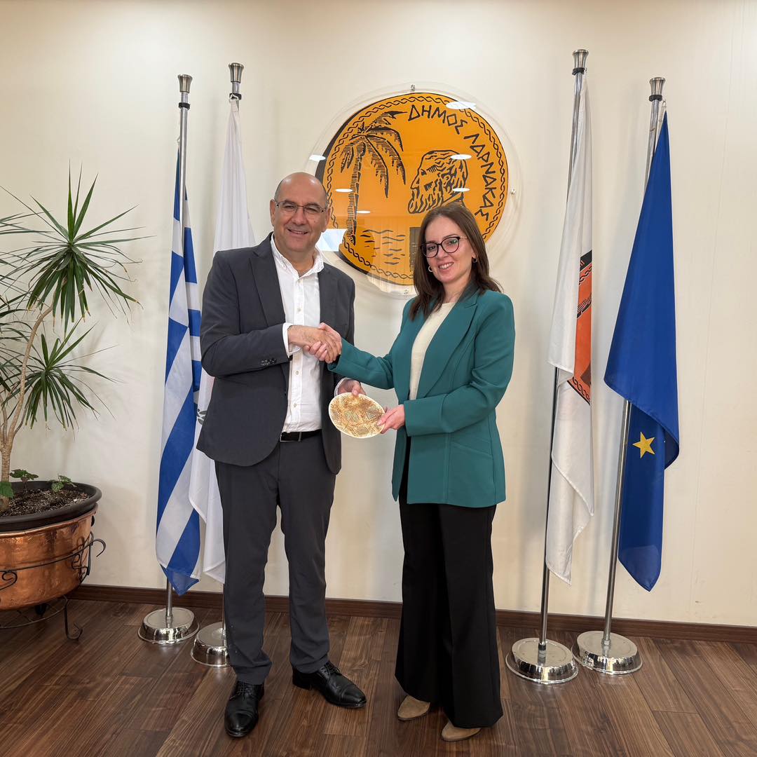 Συνάντηση Δημάρχου Λάρνακας κ. Ανδρέα Βύρα με την Πρέσβειρα της Αρμενίας στην Κύπρο κα Inna Torgomyan