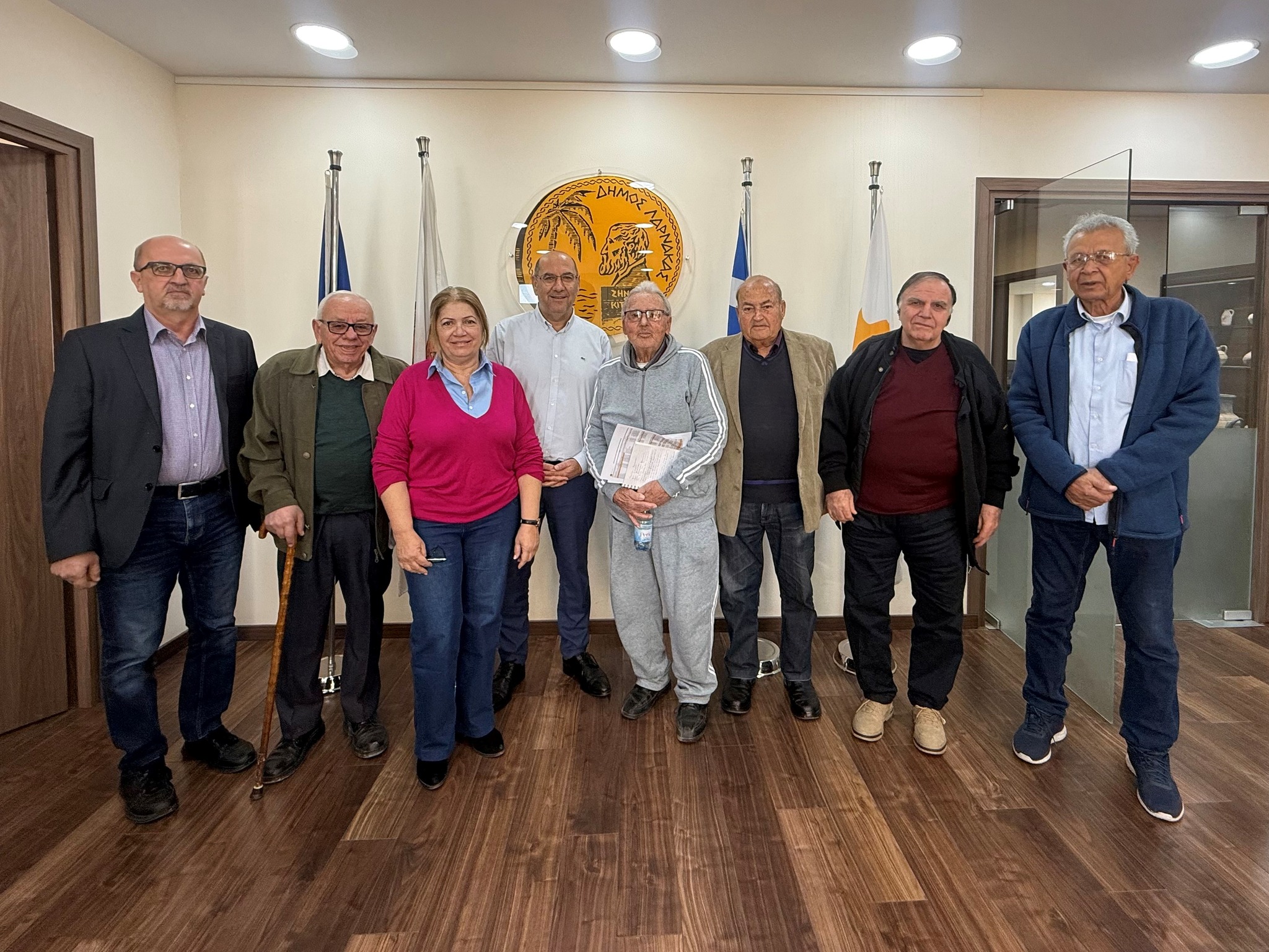 Συνάντηση Δημάρχου Λάρνακας με Κοινοτάρχες ενοριών και κυβερνητικών οικισμών για τα ζητήματα των τοπικών κοινοτήτων