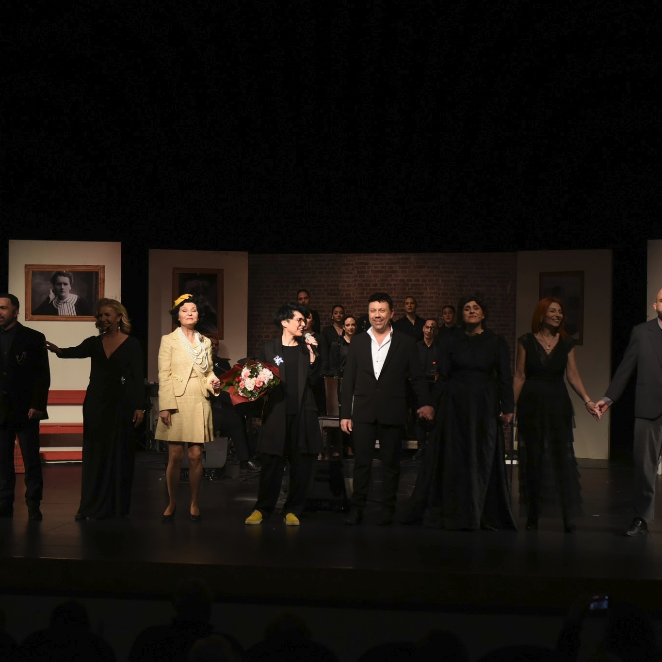 Μια αξέχαστη βραδιά στο Δημοτικό Θέατρο Λάρνακας  (φώτο)