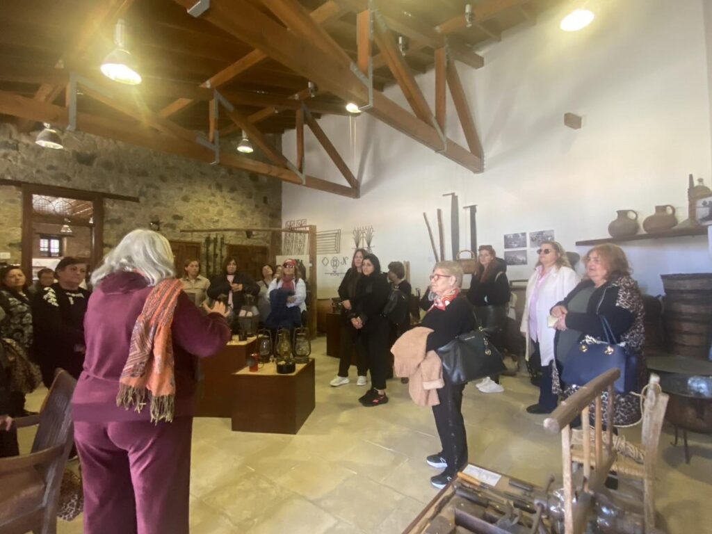 Πραγματοποίησαν και φέτος την εκδρομή τους οι φίλες της Δημοτικής Βιβλιοθήκης Λιβαδιών επί ευκαιρία της Παγκόσμιας Ημέρας της Γυναίκας (φώτο)