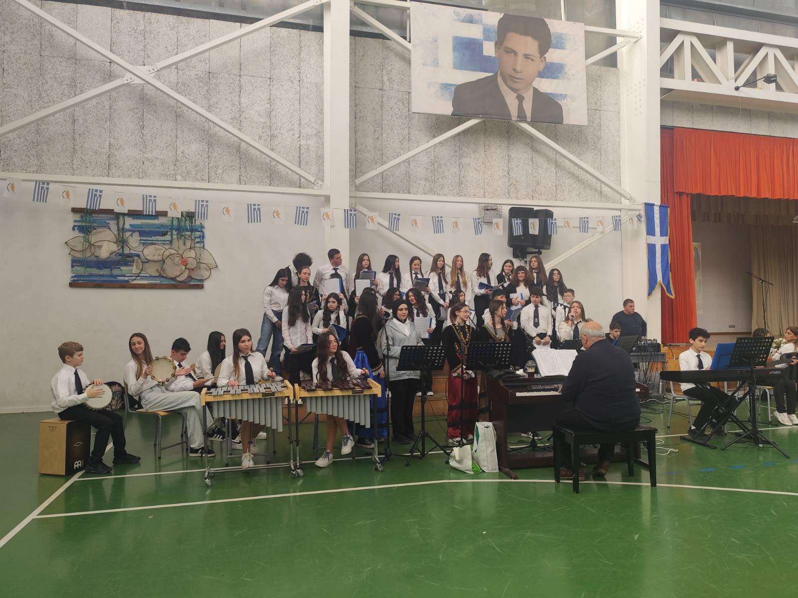 «Το Γυμνάσιο Πετράκη Κυπριανού στη Λάρνακα γιόρτασε την εθνική επέτειο της 25ης Μαρτίου 1821 με σεβασμό και υπερηφάνεια»  (φώτο)