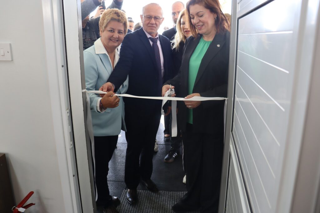 Νέες σύγχρονες εγκαταστάσεις στο Αθλητικό Λύκειο Λάρνακας (φώτο)