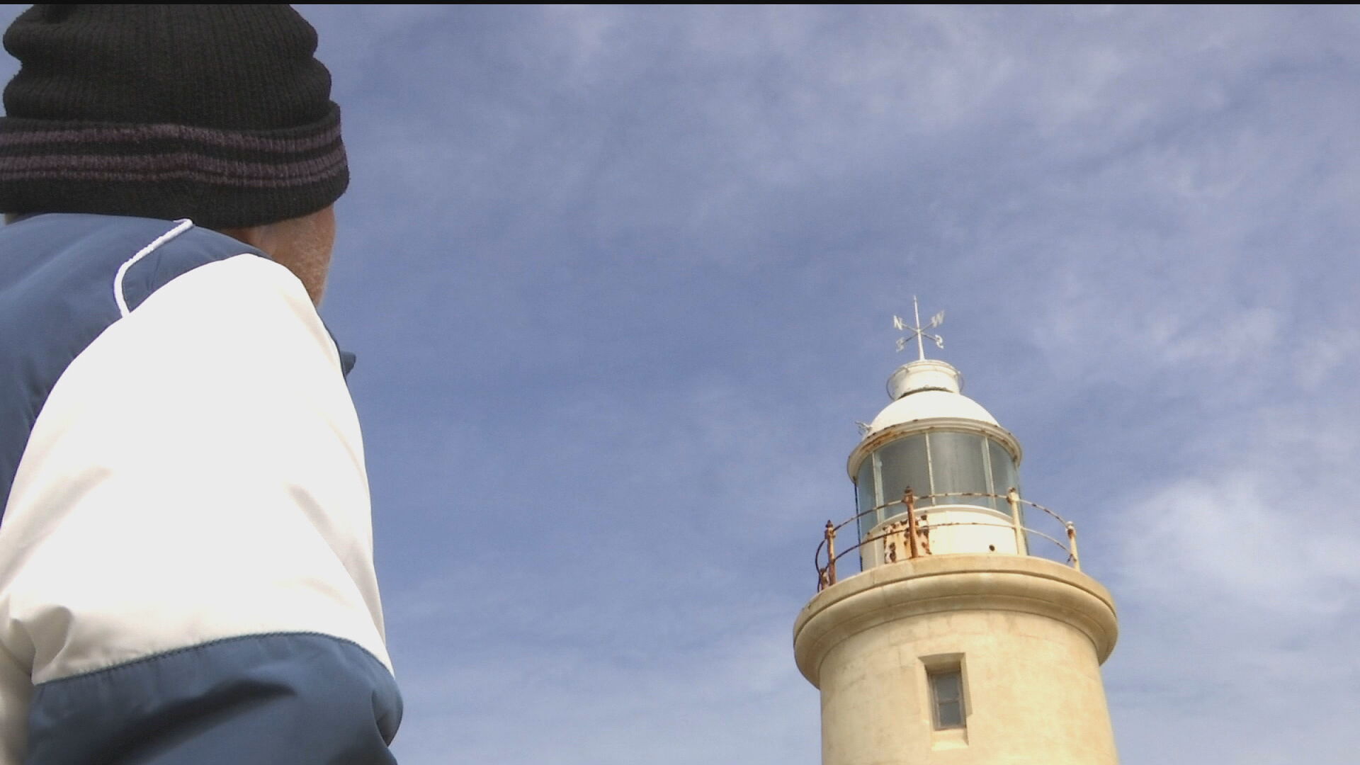 Γιώργος Τσολάκης: Ο τελευταίος φαροφύλακας του Κάβο Γκρέκο, εκεί που γεννιέται ο πρώτος ήλιος της Ευρώπης