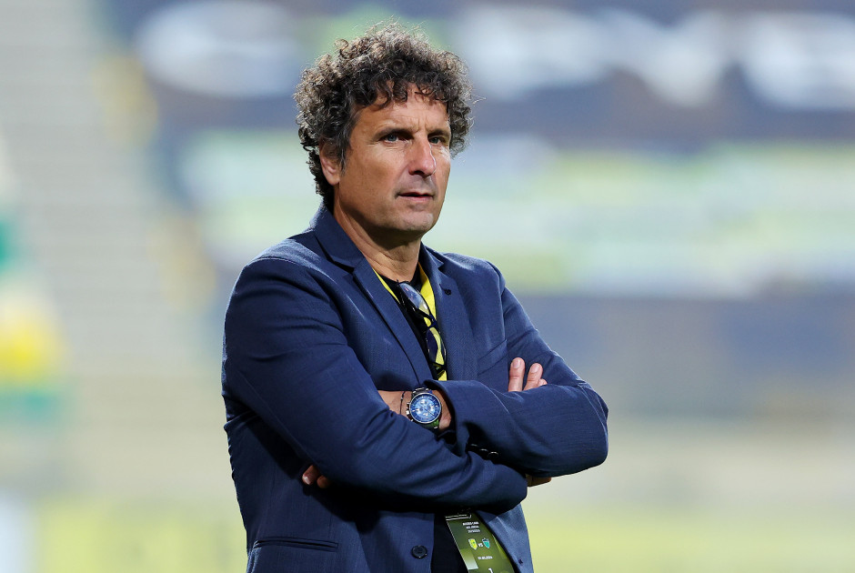 TΩΡΑ:  Τέλειωσε και Ιδιάκεθ