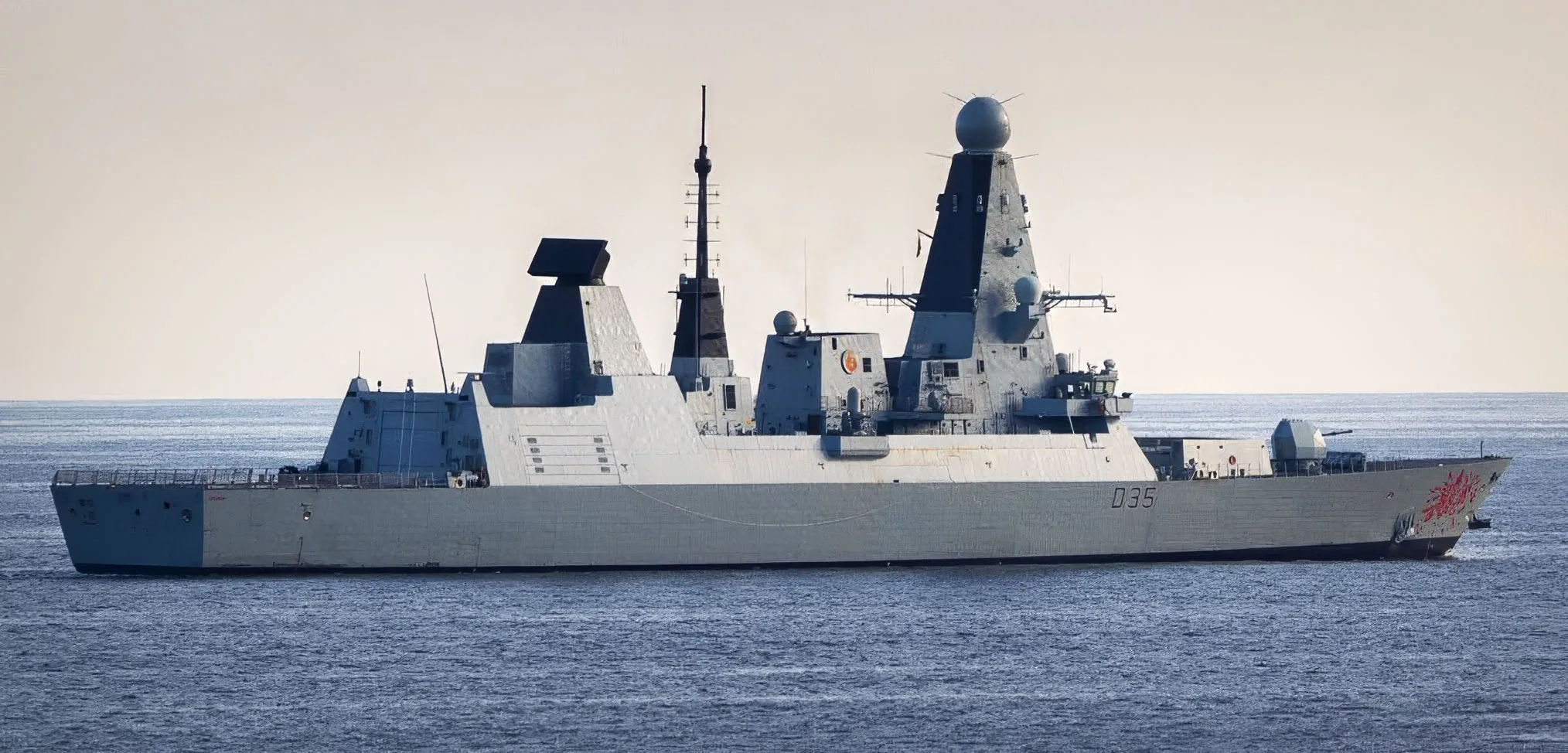 Πού βρίσκεται το HMS Dragon; Σκιές με το ταξίδι του αντιτορπιλικού προς Κύπρο