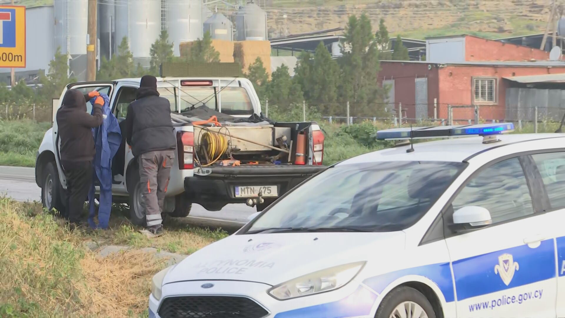 Πολύ αυστηρά μέτρα στο σταυροδρόμι Δαλιού και Γερίου μετά τα κρούσματα – Τι να κάνουν οι οδηγοί, οι περιοχές στον κλοιό και πόσες φάρμες επηρεάζονται