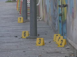 P2-VRONDIS-EMPRISMOS-ESTIATORIOU_frame_2527