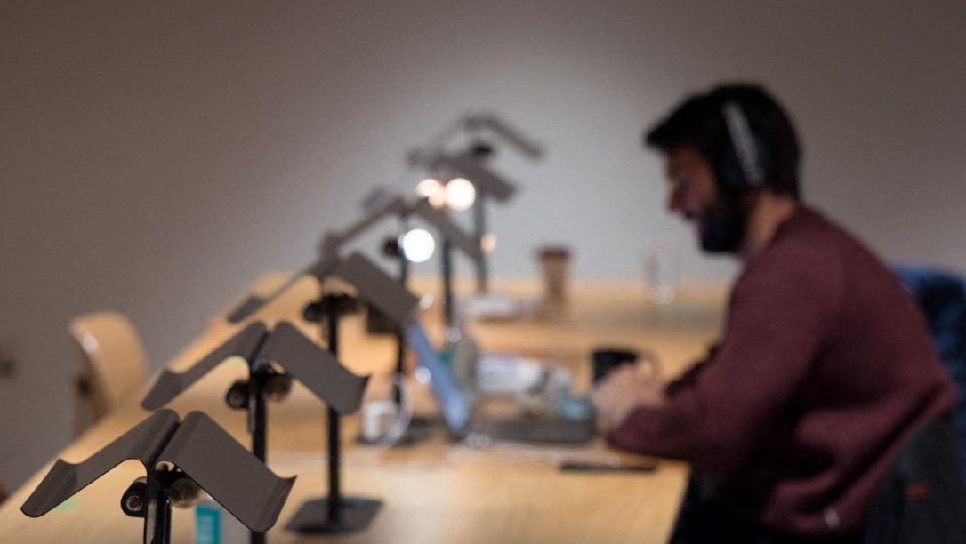 Επίσημη πρώτη μεθαύριο για τηλεργασία στο Δημόσιο – Ακολουθούν και «μαθήματα»