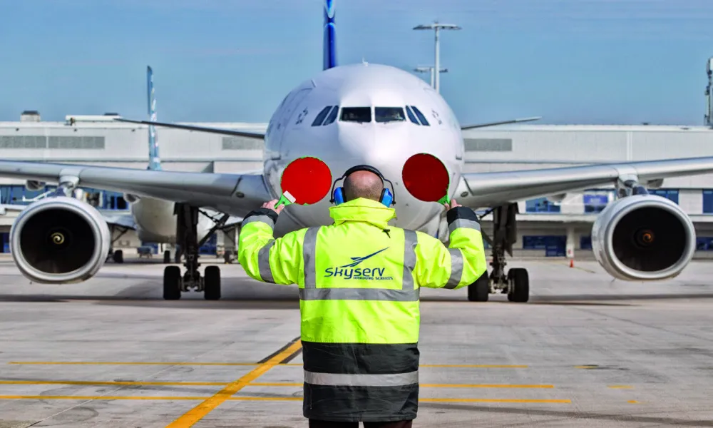 Πρώτη πτήση μετά το μεσημέρι με Κύπριους από ΗΑΕ