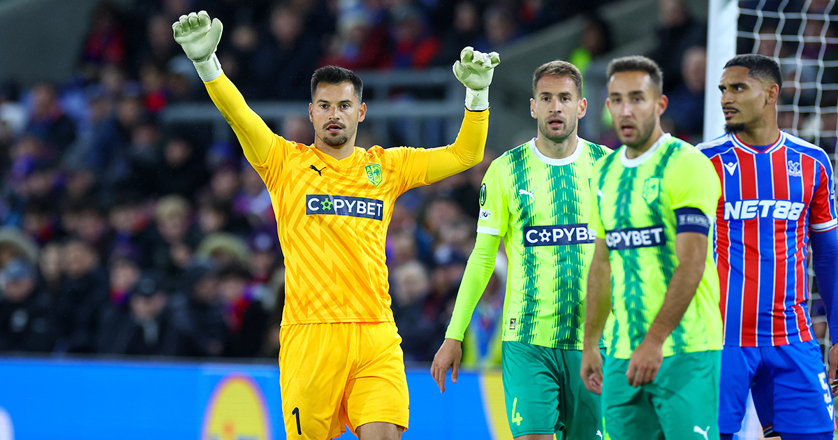 Όρθια ξανά στο Λονδίνο και τώρα να «μιλήσει» το ΑΕΚ Αρένα