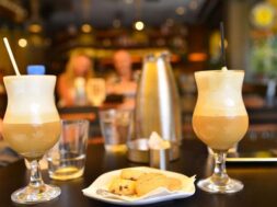 aplopoieitai-i-nomothesia-gia-estiatoria-kentra-anapsychis-18