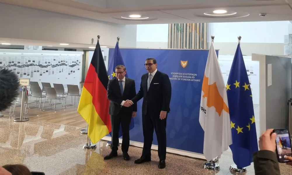 ΥΠΕΞ Γερμανίας: «Σε δύσκολες εποχές είναι καλό να έχεις την Κύπρο φίλο και εταίρο» (φώτο)