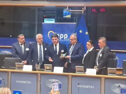 ekdilosi-xatzipantela_eoka_bryxelles2