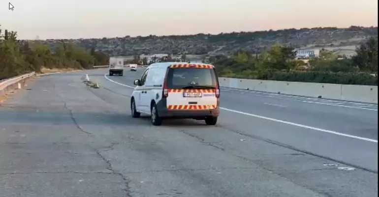 Κραυγή απόγνωσης από χειριστές κινητών καμερών: «Περιμένουν τον πρώτο νεκρό;»