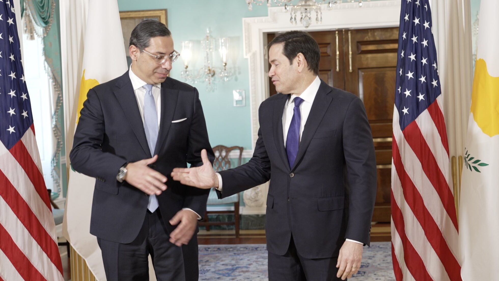 «Επιβεβαιώθηκε η ισχυρή συνεργασία μεταξύ των ΗΠΑ – Κύπρου» αναφέρει το Στέιτ Ντιπάρτμεντ