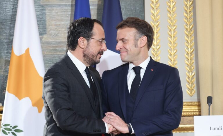 Έρχεται Κύπρο ο Μακρόν τη Δευτέρα, βλέπει Χριστοδουλίδη
