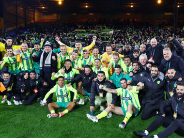 paiktes-kosmos-crystalpalace-aek