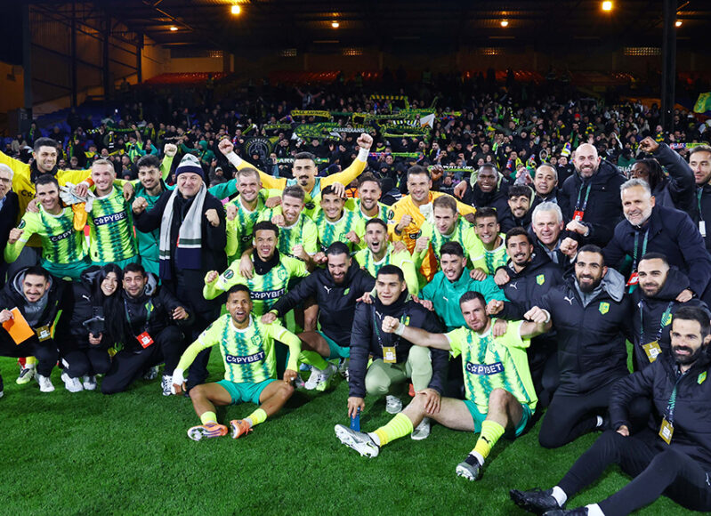 paiktes-kosmos-crystalpalace-aek