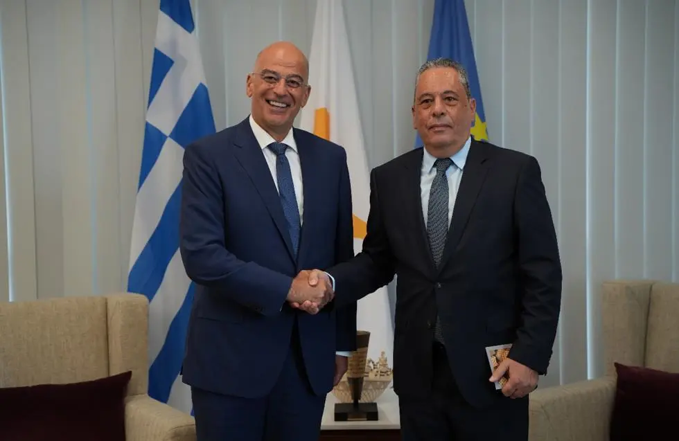 &Sigma;&upsilon;&nu;ά&nu;&tau;&eta;&sigma;&eta; &Pi;ά&lambda;&mu;&alpha; &ndash; &Delta;έ&nu;&delta;&iota;&alpha; &gamma;&iota;&alpha; &alpha;&xi;&iota;&omicron;&lambda;ό&gamma;&eta;&sigma;&eta; &tau;&eta;&sigmaf; &kappa;&alpha;&tau;ά&sigma;&tau;&alpha;&sigma;&eta;&sigmaf; &alpha;&sigma;&phi;&alpha;&lambda;&epsilon;ί&alpha;&sigmaf; &tau;&eta;&nu; &Tau;&rho;ί&tau;&eta;