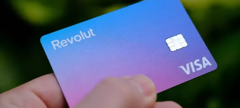 revoloyt-large_thumbnail