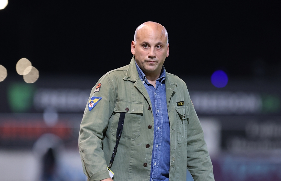 Στο αεροπλάνο για Λονδίνο με Ροθάδα!