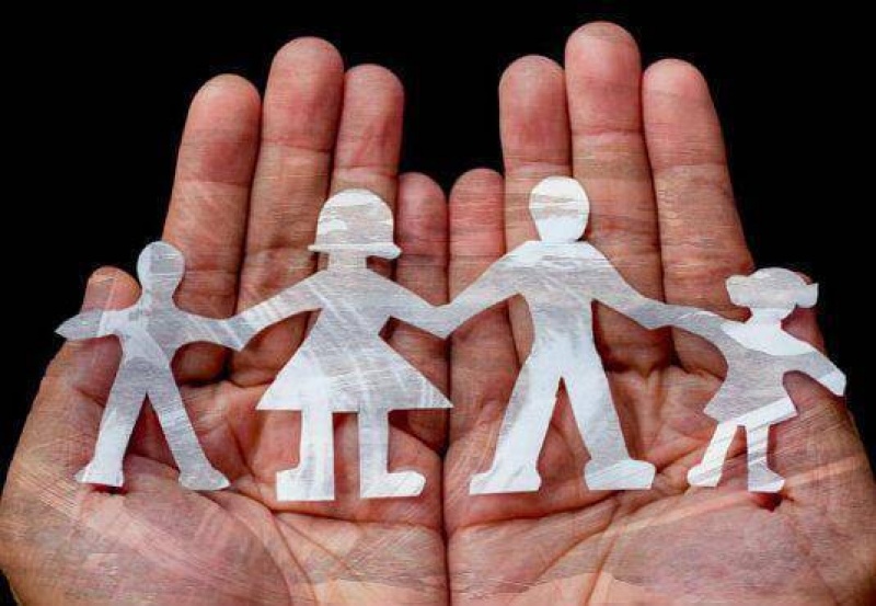 Hope For Children: &Sigma;&upsilon;&mu;&beta;&omicron;&upsilon;&lambda;έ&sigmaf; &sigma;&epsilon; &gamma;&omicron;&nu;&epsilon;ί&sigmaf; &kappa;&alpha;&iota; &epsilon;&kappa;&pi;&alpha;&iota;&delta;&epsilon;&upsilon;&tau;&iota;&kappa;&omicron;ύ&sigmaf; &gamma;&iota;&alpha; &sigma;&tau;ή&rho;&iota;&xi;&eta; &pi;&alpha;&iota;&delta;&iota;ώ&nu; &sigma;&epsilon; &pi;&epsilon;&rho;ί&omicron;&delta;&omicron; &kappa;&rho;ί&sigma;&eta;&sigmaf;