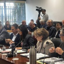 vouli-yporgos-georgias-afthodis-pyretos-e1773142407474-1536×866