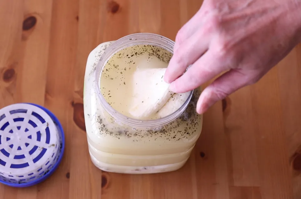 Συνέπειες στον τουρισμό και το χαλλούμι στα κατεχόμενα από τον πόλεμο