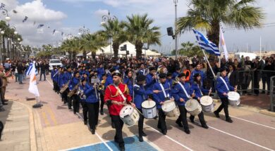 ΠΑΡΕΛΑΣΗ ΛΑΡΝΑΚΑ 8