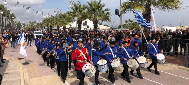 ΠΑΡΕΛΑΣΗ ΛΑΡΝΑΚΑ 8