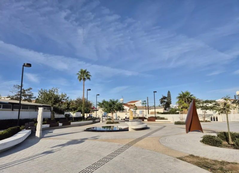 ΠΑΡΚΟ ΜΕΣΟΓΕΙΟΣ 1