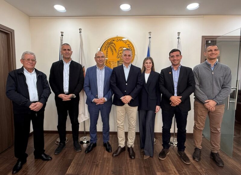 Συνάντηση – ΔΗΚΟ