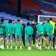 αεκ κρισταλ παλας