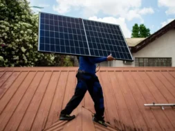 σκούρα-τα-πράγματα-για-τους-ιδιοκτήτες-φωτοβολταϊκών-v0-H36l_RQZebPuedpcluK-9X4Tj6mgJimuNIOuvSpyZWI