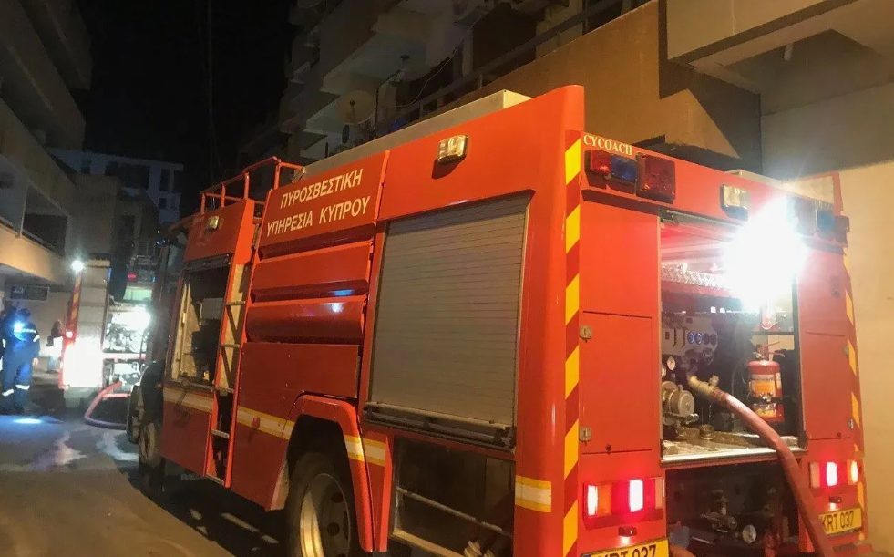 &Xi;&upsilon;&lambda;ό&sigma;&omicron;&mu;&pi;&alpha; &pi;&rho;&omicron;&kappa;ά&lambda;&epsilon;&sigma;&epsilon; &phi;&omega;&tau;&iota;ά &sigma;&epsilon; &omicron;&iota;&kappa;ί&alpha; &sigma;&tau;&omicron; &Phi;&rho;έ&nu;&alpha;&rho;&omicron;&sigmaf; &ndash; &Sigma;&omicron;&beta;&alpha;&rho;έ&sigmaf; &zeta;&eta;&mu;&iota;έ&sigmaf; &sigma;&tau;&omicron; &sigma;&alpha;&lambda;ό&nu;&iota;