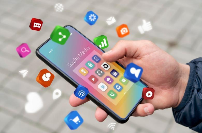 Μπαίνει όριο στα social media για παιδιά κάτω των 15 ετών και στην Κύπρο