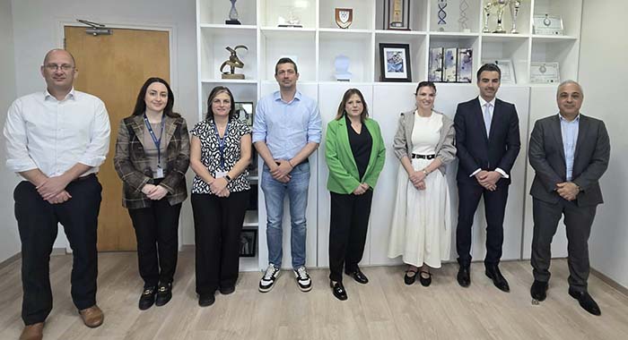 Πρώτη επίσκεψη του Συνήγορου του Ασθενούς στο Ινστιτούτο Νευρολογίας και Γενετικής Κύπρου