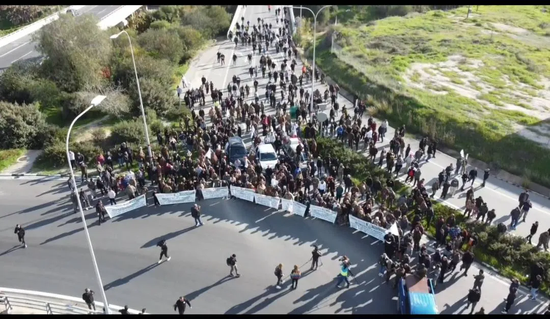 Κτηνοτρόφοι: Διαμαρτυρία αύριο με μερικό κλείσιμο του κόμβου Ριζοελιάς