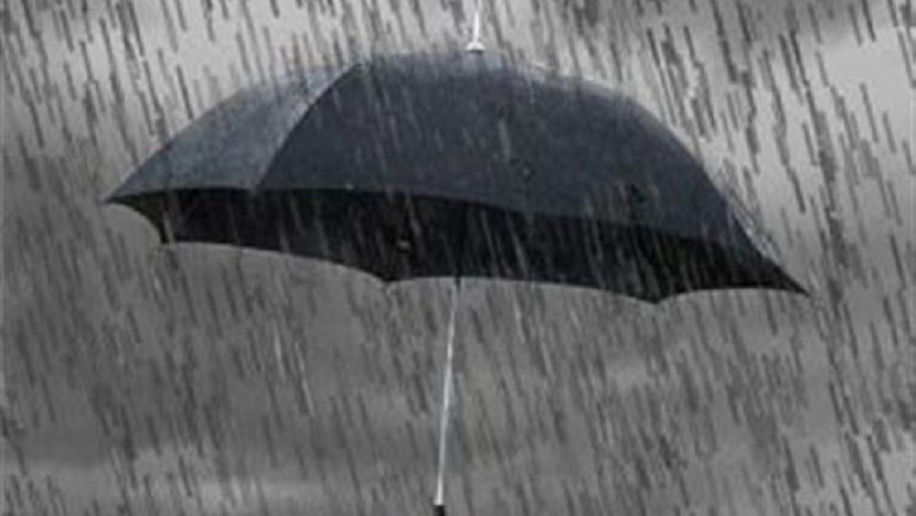 «Erminio»: Βροχές και καταιγίδες μέχρι το μεσημέρι – Σκόνη στην ατμόσφαιρα