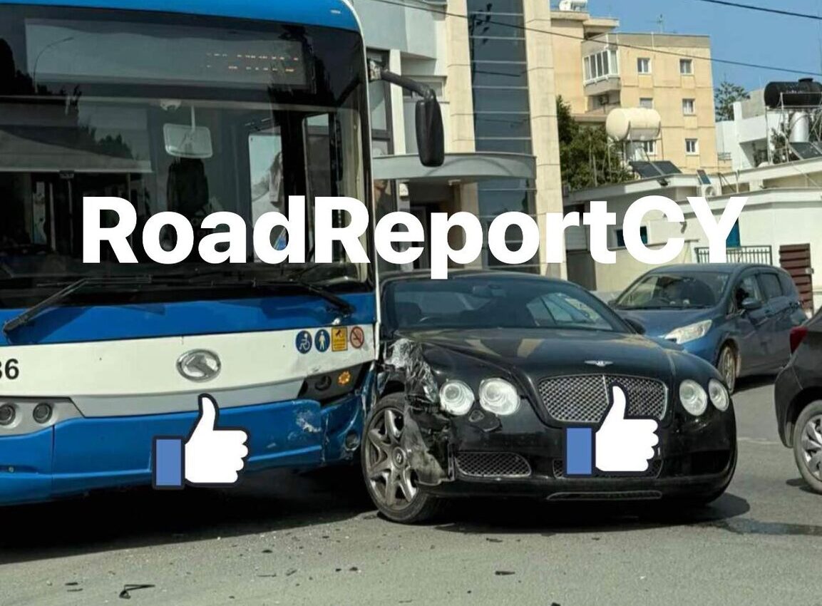 ΛΑΡΝΑΚΑ: Τροχαίο με λεωφορείο και πολυτελές όχημα στον κυκλικό κόμβο του παλιού ΓΣΖ