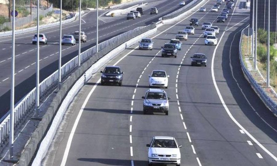 Στο σκοτάδι οι είσοδοι της Ξυλοτύμπου – SOS εκπέμπει το κοινοτικό συμβούλιο