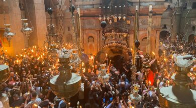 Holy_Fire_in_Jerusalem_2022