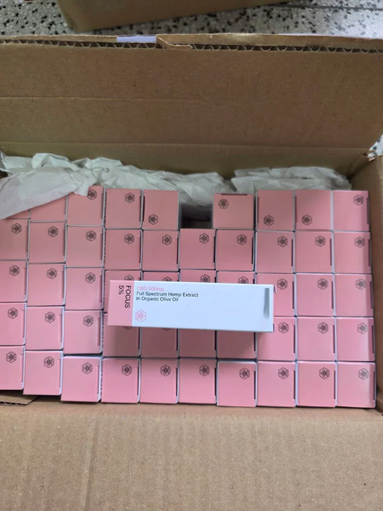 Λεμεσός: Κρυμμένα σε εμπορευματοκιβώτιο 590 σκευάσματα με κάνναβη   (φώτο)